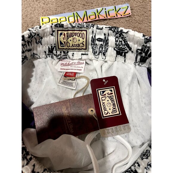 Mitchell & Ness L.A Lakers HWC Doodle Shorts Mens Medium - Picture 5 of 6